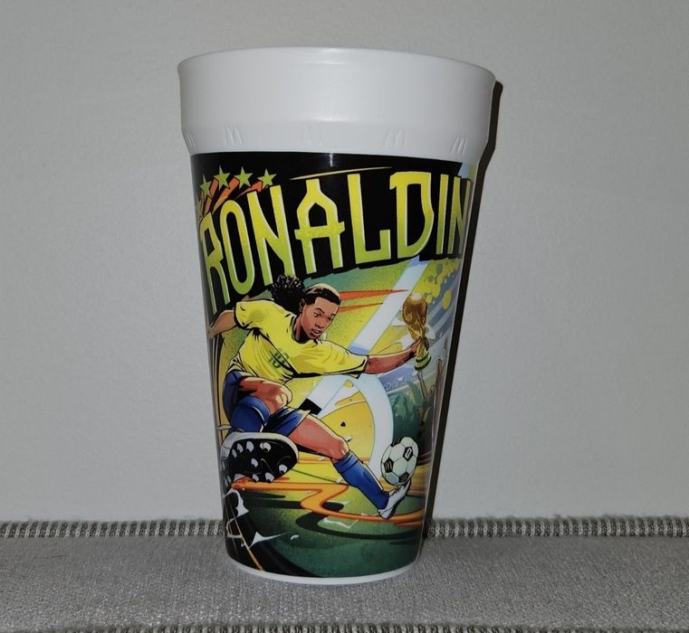 Copo Mc Donald's ( Ronaldinho)