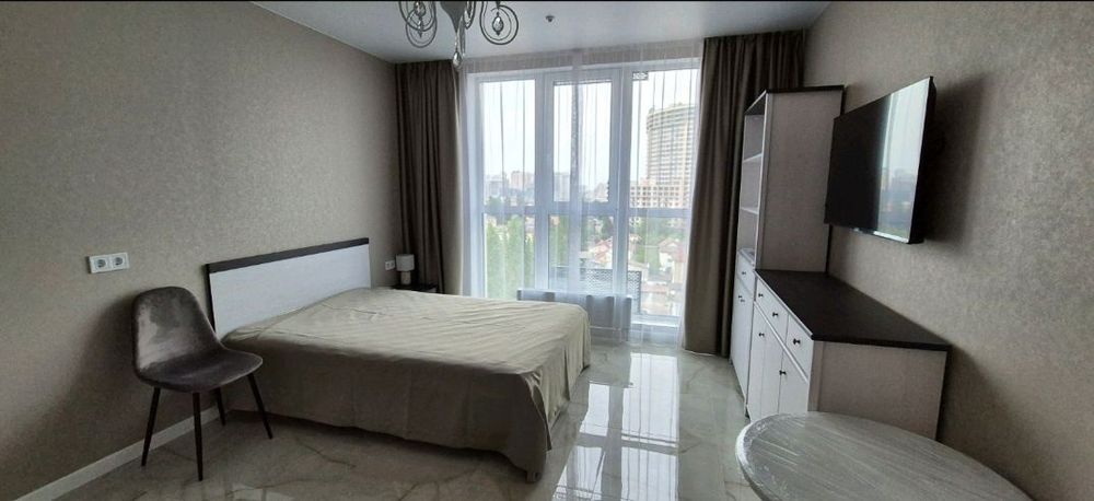 Сдам Беленькую 1-ком квартиру Каманина /Литературная 
Жк Литературный.