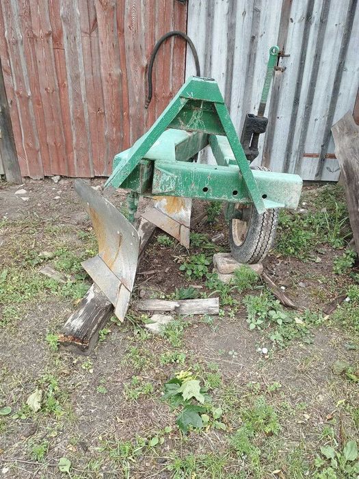 Продам плуг плн 2-35