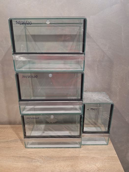 Terrarium 30x20x20 lub 15x15x25h nowe pająk modliszka