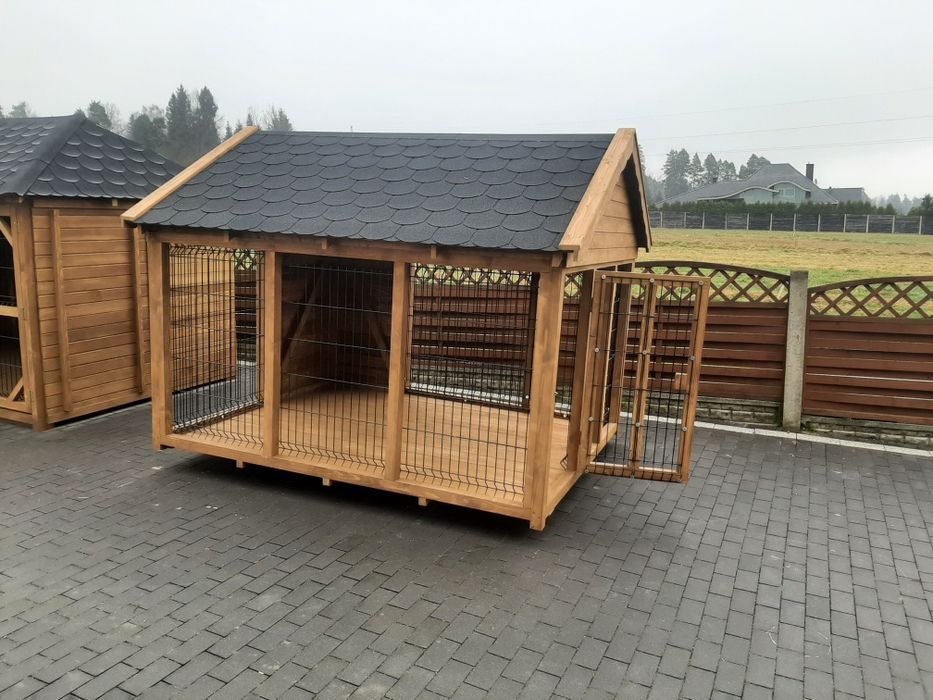 Kojec dla psa drewniany