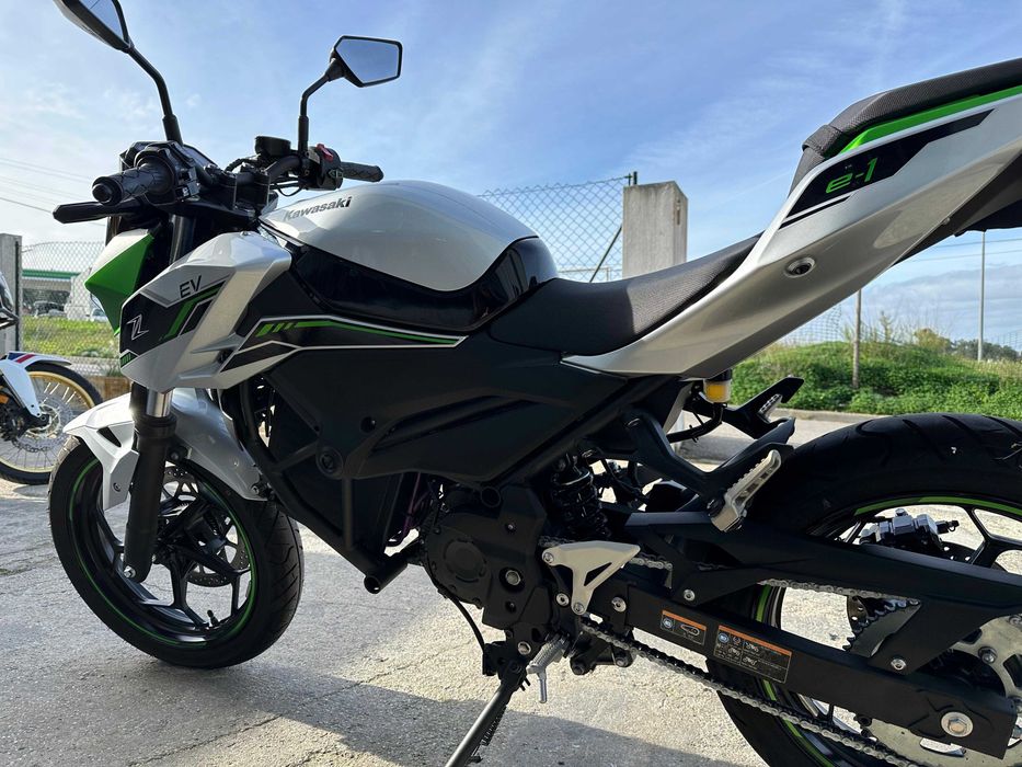[Viatura de Serviço] Kawasaki Z-e1 2023