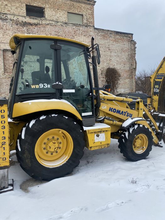 Продажа экскаватор погрузчик komatsu wb 93r5