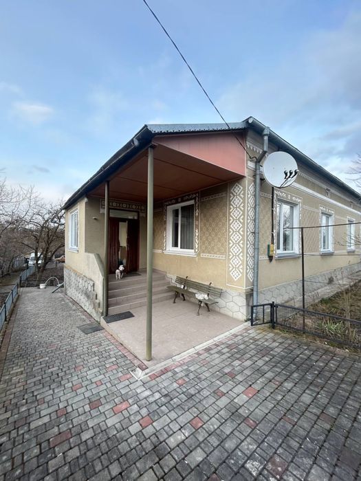 Будинок у м.Скалат