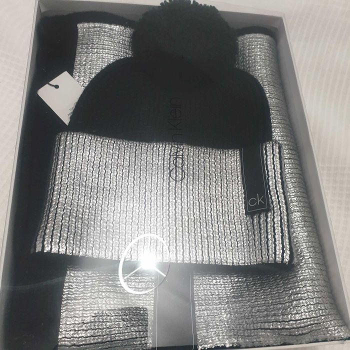 Zestaw premium Calvin klein czapka i szalik box