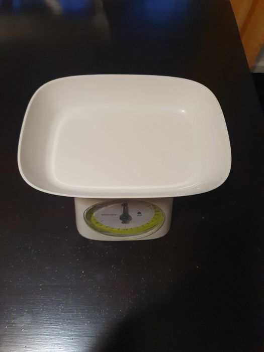 Kitchen Scale64862361811841121