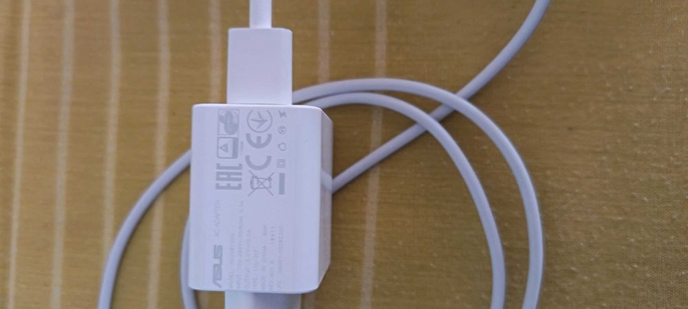 Telemóvel ASUS zenfone