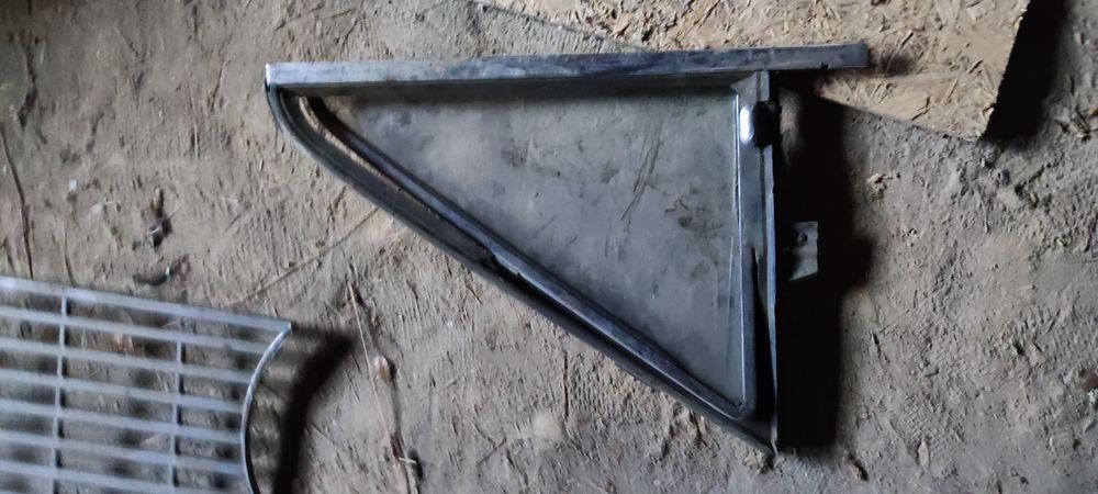 Панелі приборів ваз, та інші запчастини