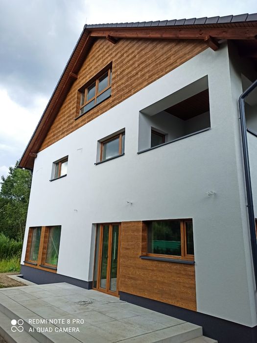 Elewacje, docieplenia.