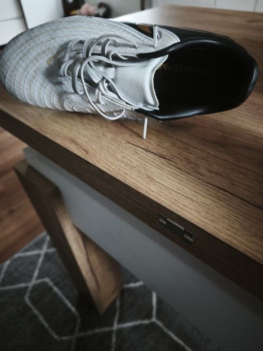 Buty piłkarskie Lanki