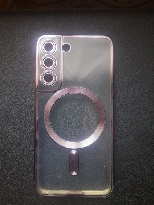 Чехлы на смартфон/телефон