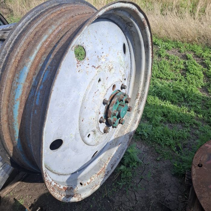 Диски  задні  МТЗ,ЮМЗ, Т-40 вузькі