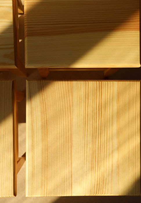 Дитячі стільці з натурального дерева