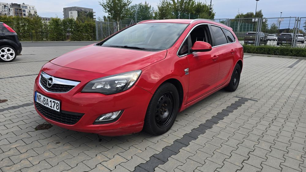 Astra OPC  Line 1,6 TURBO  OPC ,GSI , GTC  skóra