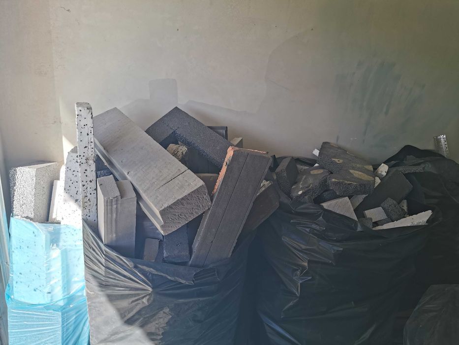 Styropian kawałki do oddania