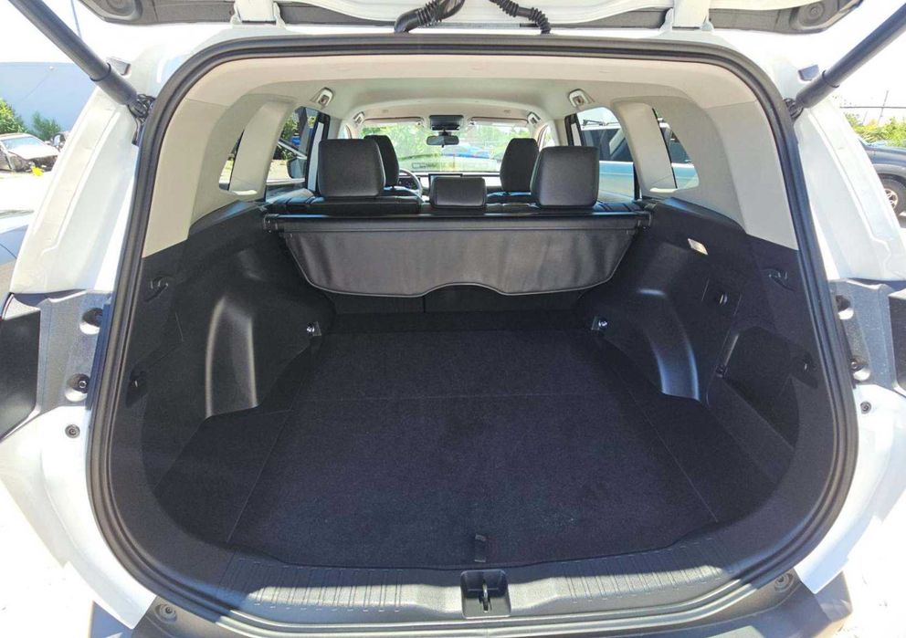 Toyota RAV4 Hybrid XLE Premium AWD 2026 з ПДВ