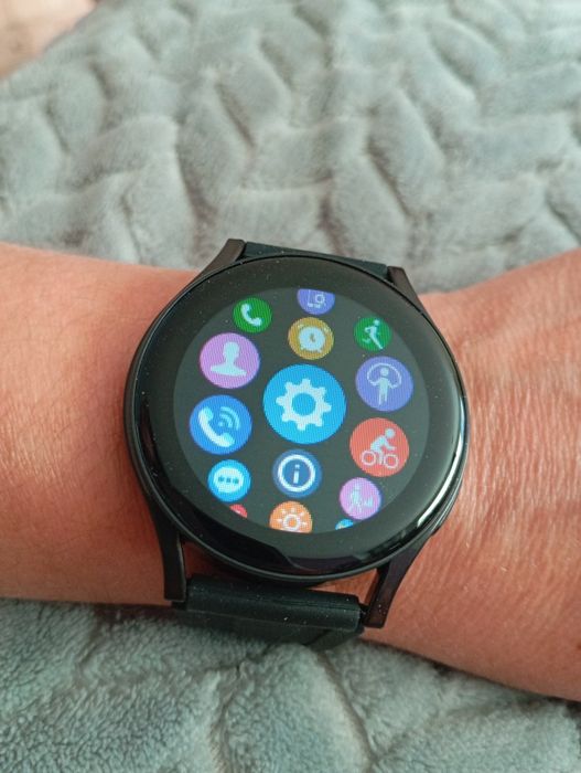 Smartwatch czarny