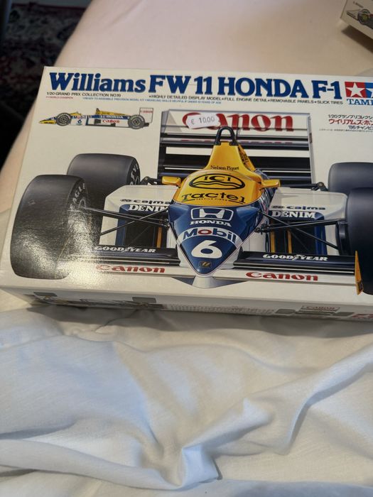 Гоночная машинка