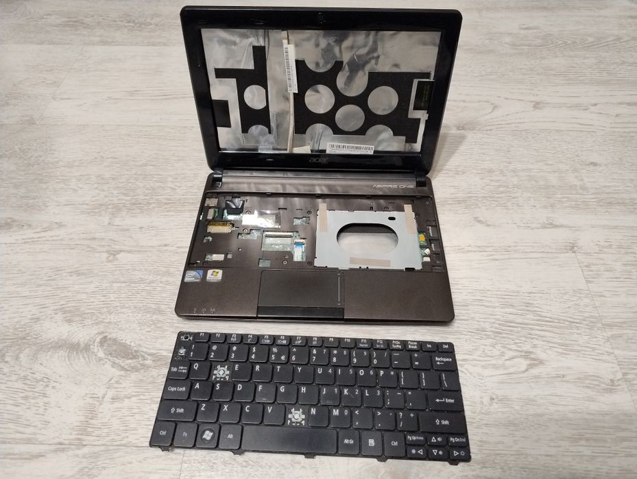 Sprawna Płyta Główna z obudową (bez matrycy) Netbook Acer Aspire D270