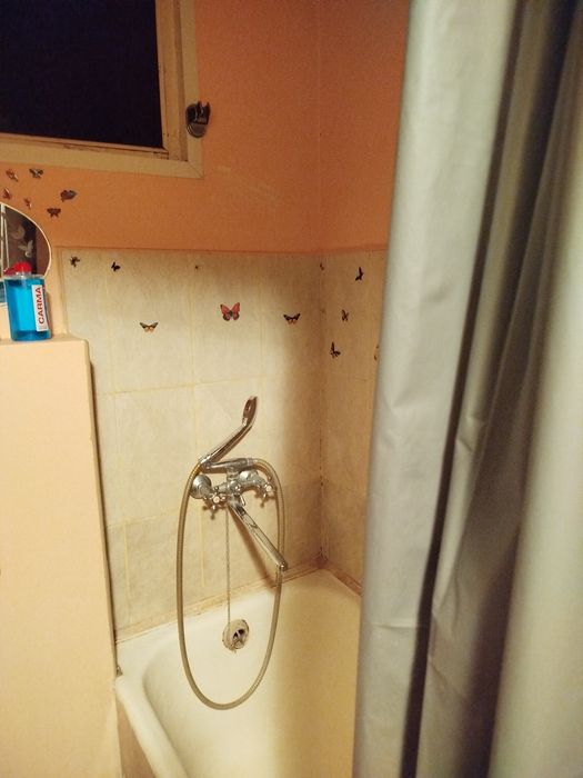 Оренда кімнати біля ТРЦ Квадрат (Воскресенка). БЕЗ господарів!