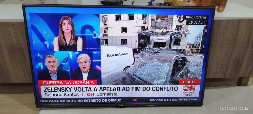 TV LG 42 polegadas470678720658155522