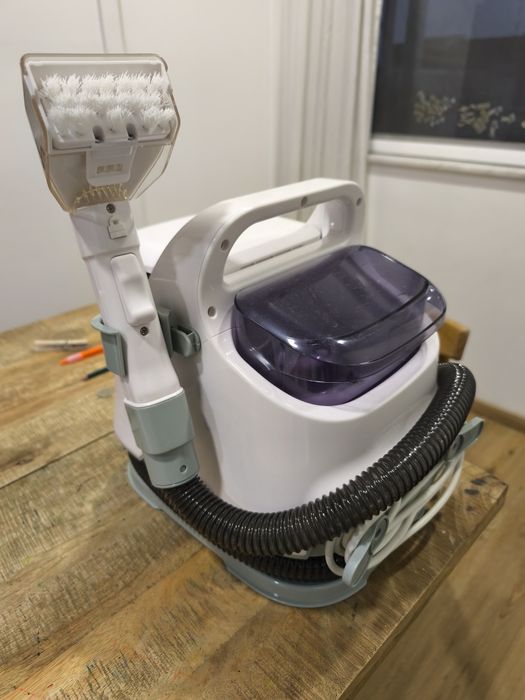 Máquina H.koenig TWT77 para limpeza de têxteis