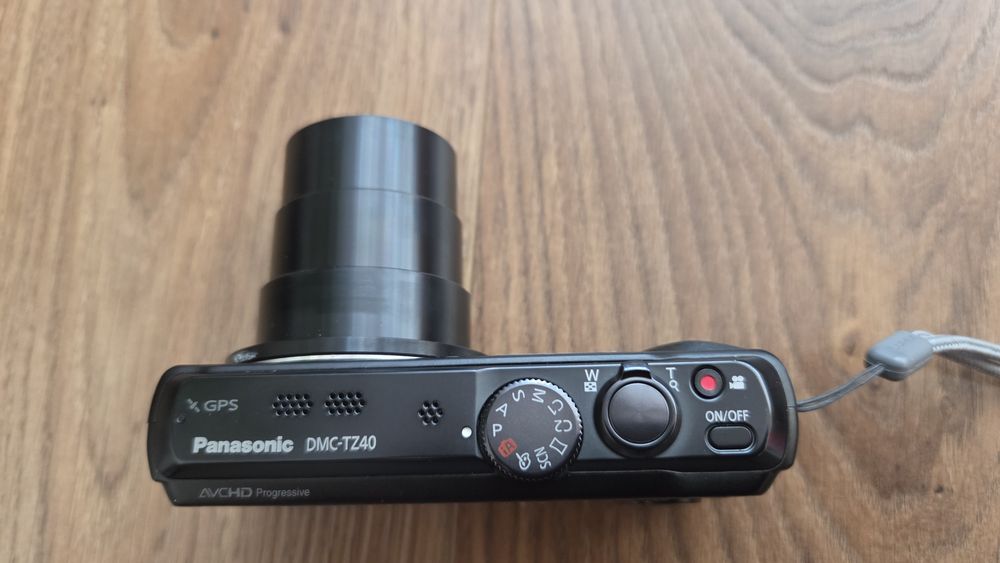 Sprzedam aparat fotograficzny Panasonic Lumix DMC-TZ40