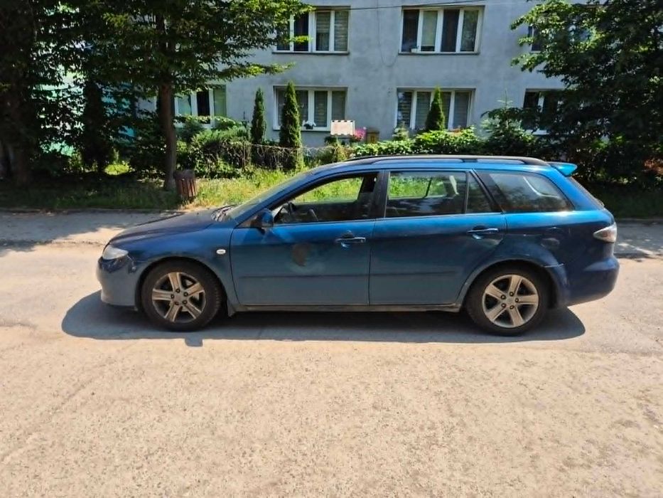 Samochód MAZDA 6