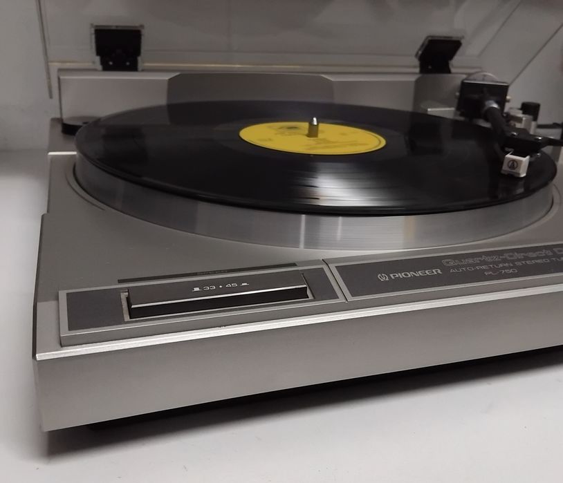 PIONEER gira-discos PL-750