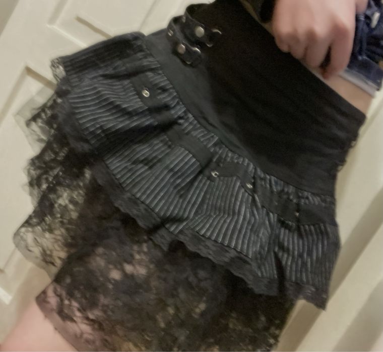 готична спідниця