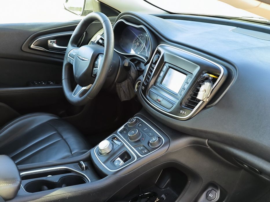 Chrysler 200 2016 VIN 1C3CCCAB0GN181169 фото оголошення 17 з 24