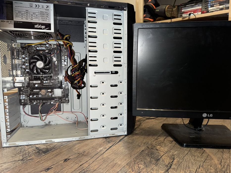 **DO NEGOCJACJI** Sprzedam komputer stacjonarny pod baze czy testy