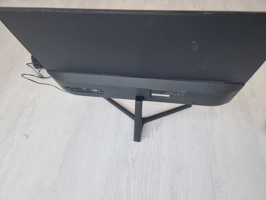 Monitor Essentiel b EB_E10-24-F – 24 Polegadas (Ecrã Partido)