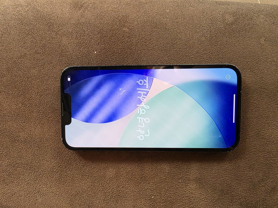 Iphone 13, blue night