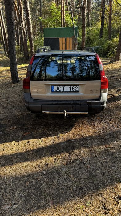 Volvo XC70 2004 • 2.4 D5 • автомат • AWD