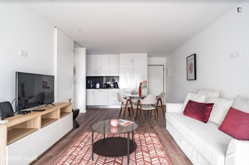 Apartamento com 1 quartos - localizado em Sete Rios Lisbon