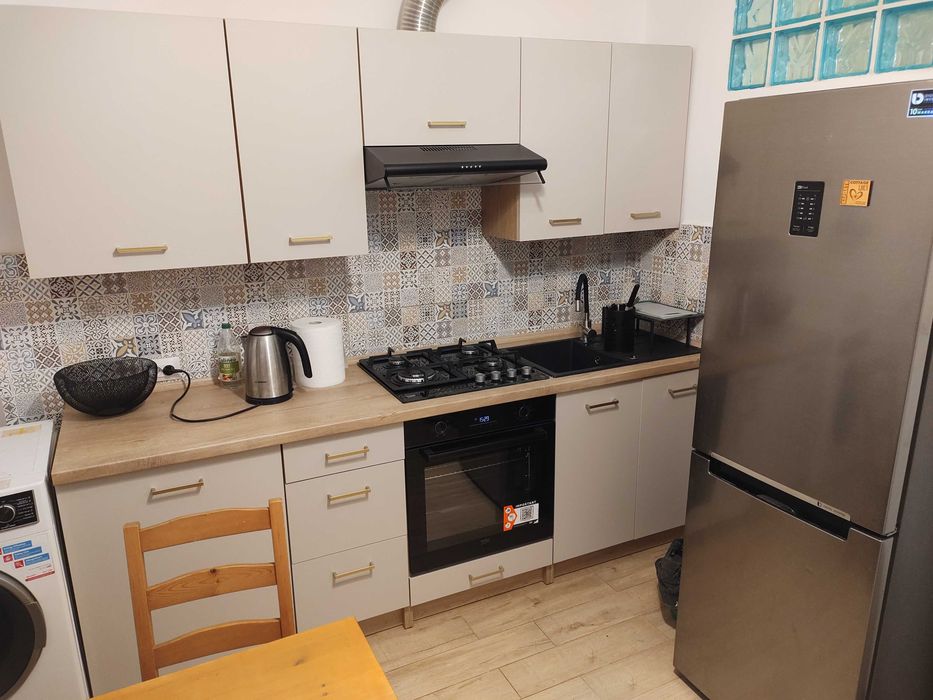 Bezpośrednio 30m2