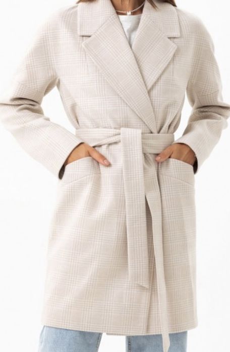 Продам пальто(осень)