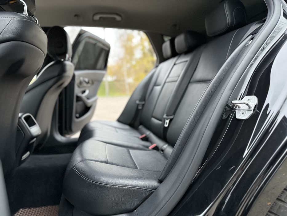 Mercedes-benz C220D (205 кузов)