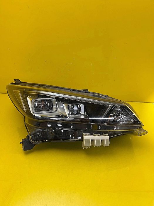 Lampa Prawa Nissan Leaf II 17- Full Led SH5B