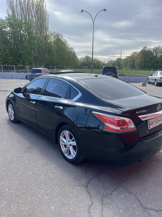 Продам Nissan ALTIMA SV