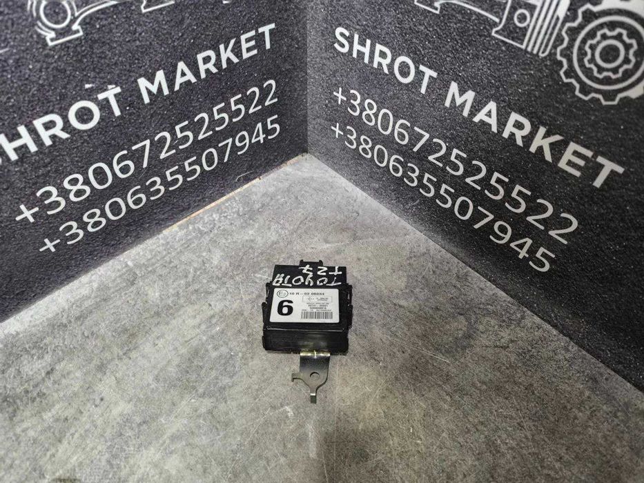 Блок модуль керування центральним замком Toyota Avensis T27 8974105091