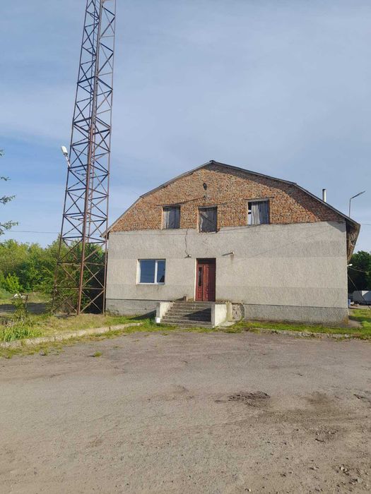 Оренда виробничо-складського комплексу в Золочеві