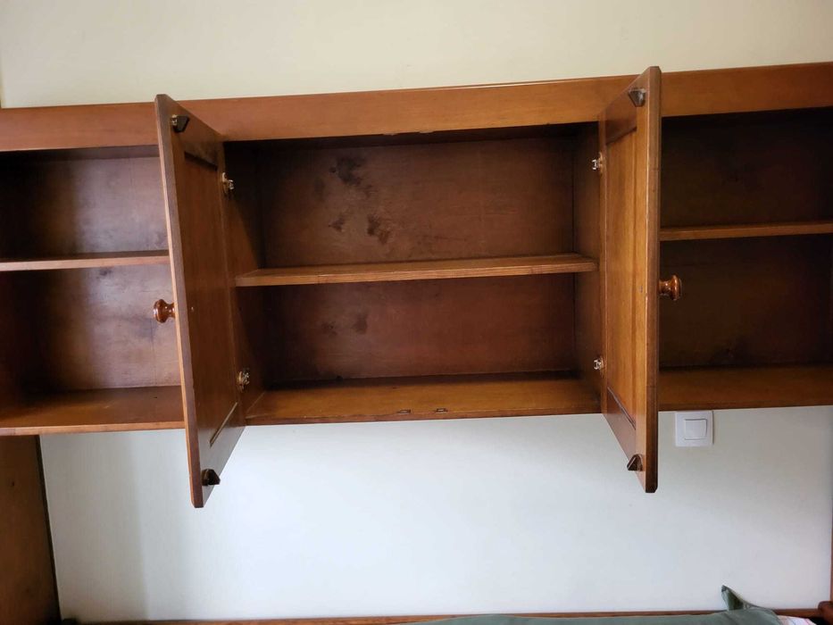 Conjunto de cama dupla de solteiro 2x97x190 e estante com arrumação