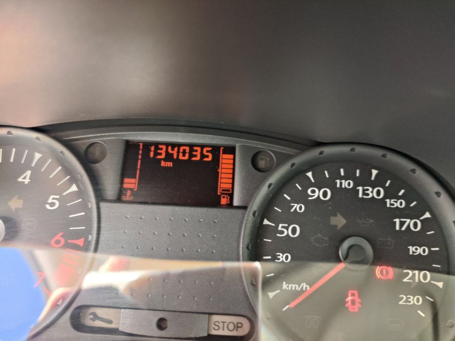 Автомобіль RENAULT  CLIO