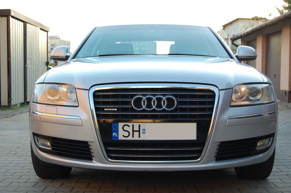 Audi A8D3 3,2 FSI 2007, modelowo 2008 polift, uszkodzony, niski przebieg
