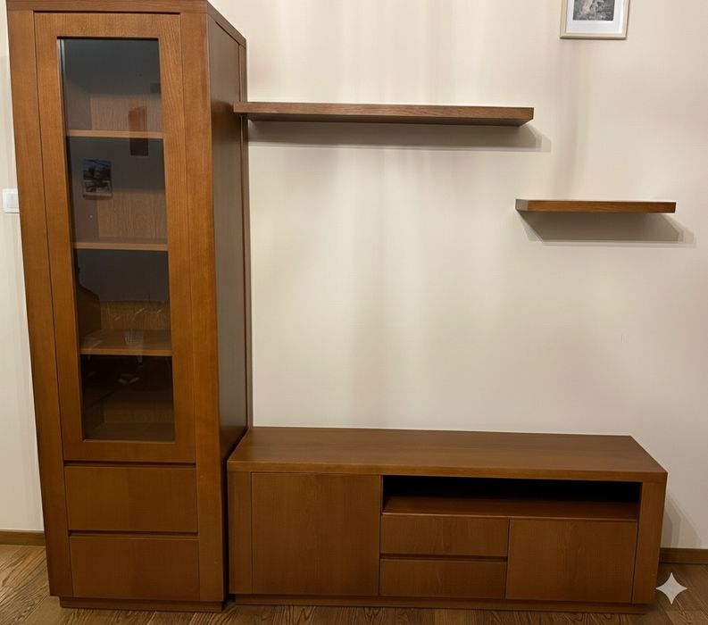 Zestaw Witryna, szafka RTV i półki