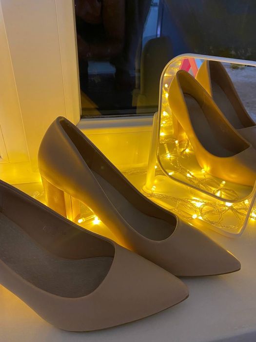 Продам туфлі в ідеальному стані