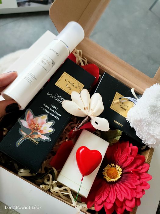 Rękawiczka Face glove serum Raypath na Walentynki