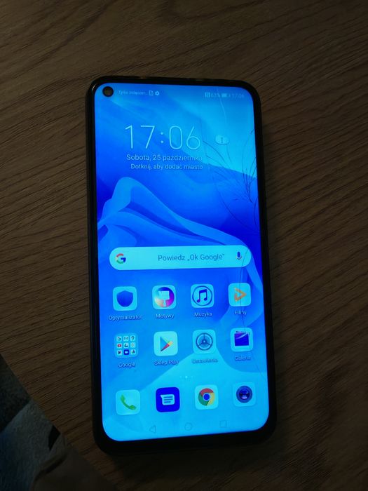 Honor view 20. 8gb RAM. 256 gb